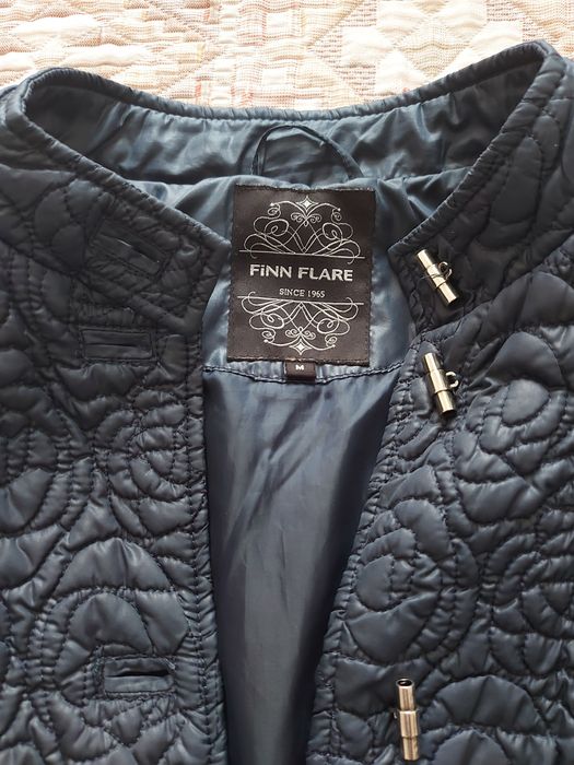 Продам куртки женские