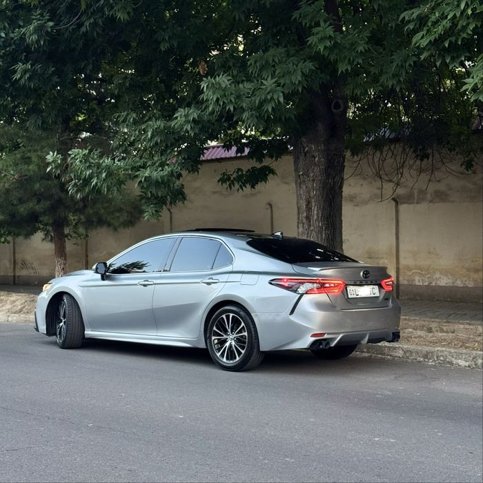 Toyota Camry 2021 Full