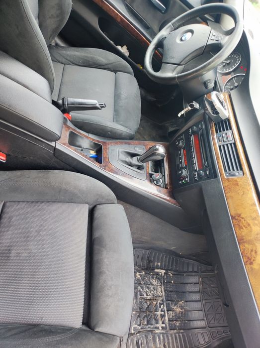 Vand bmw e90 in stare buna !