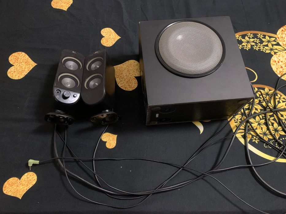 Vând subwoofer logethic