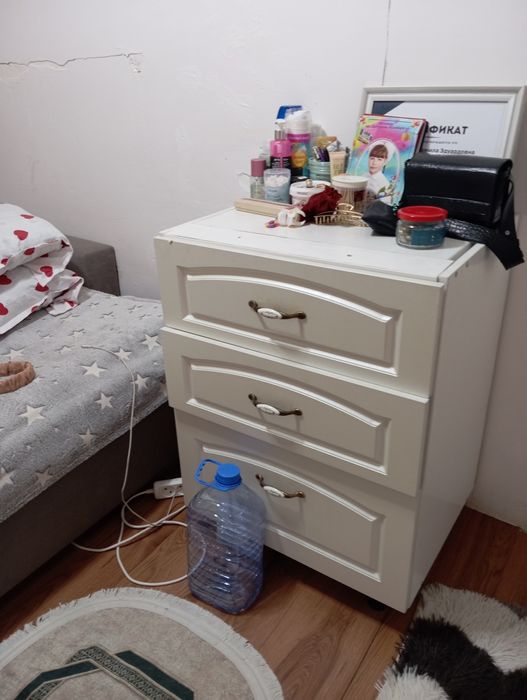 Продам мебель срочно