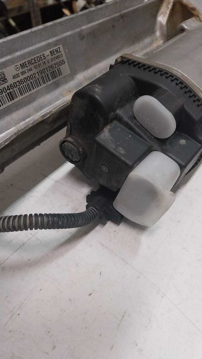 Кормилна рейка за Мерцедес АМГ Джи Ти ( Mercedes AMG GT )