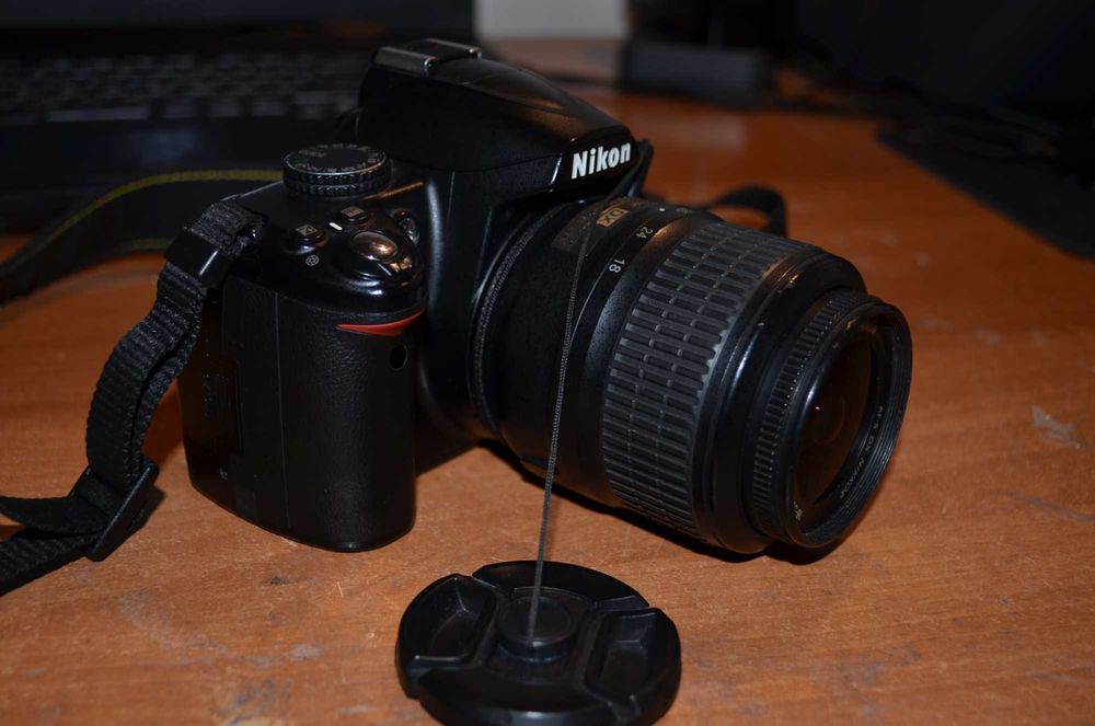 Фотоаппарат Nikon D3000
