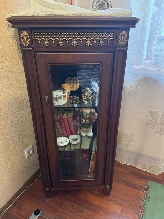 Продам шкаф деревянный