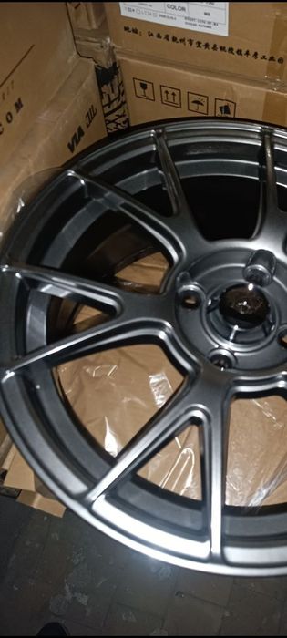 15 R Sport diskala yangi