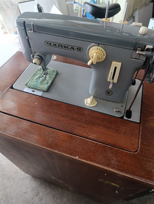 Швейная машина срочно