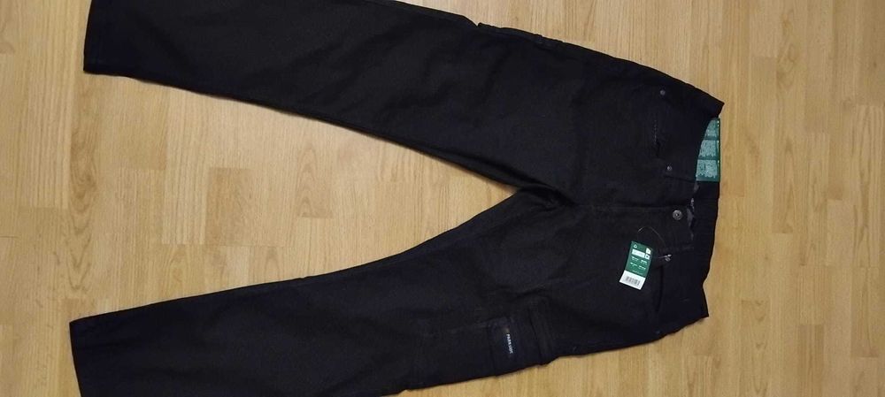 Blugi barbatesti cu buzunare pe picior,36/52/XxL ,noi cu eticheta