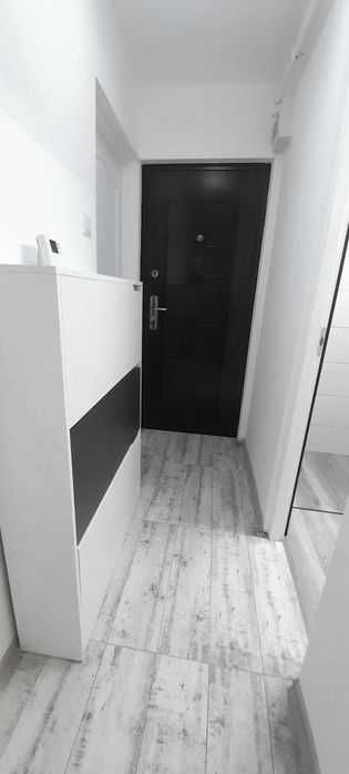Inchiriez garsonieră modernă și luminoasă ultracentral in Rosiori de Vede