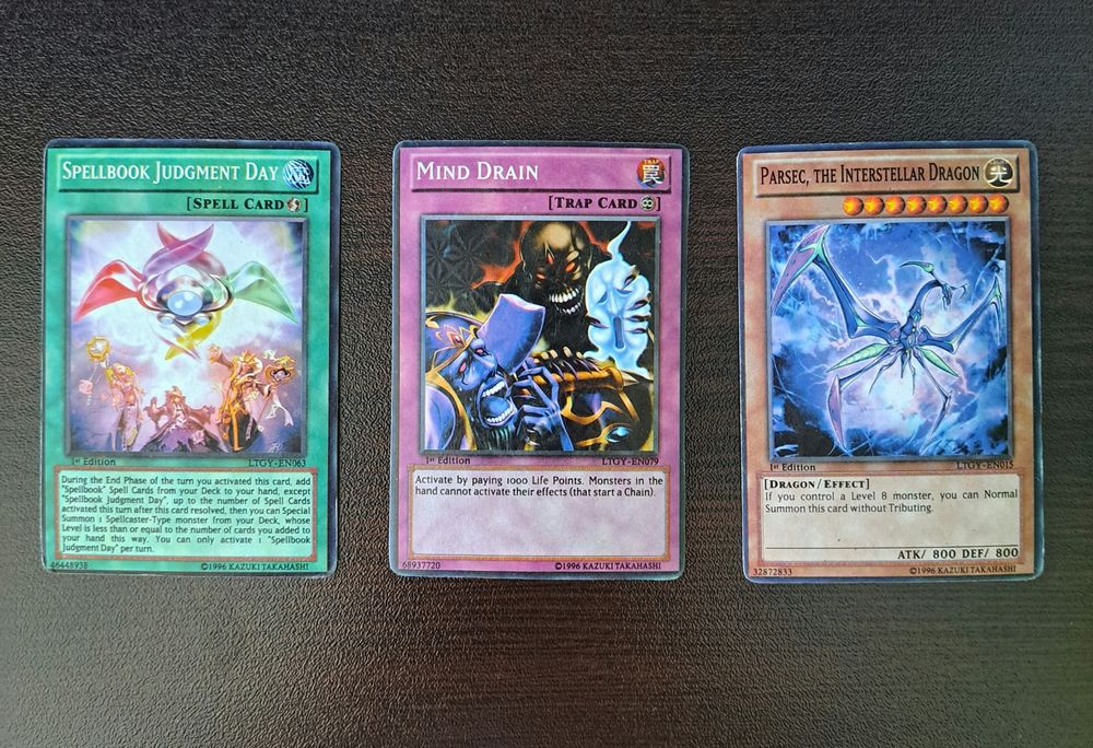 Yu Gi Oh карти колекция