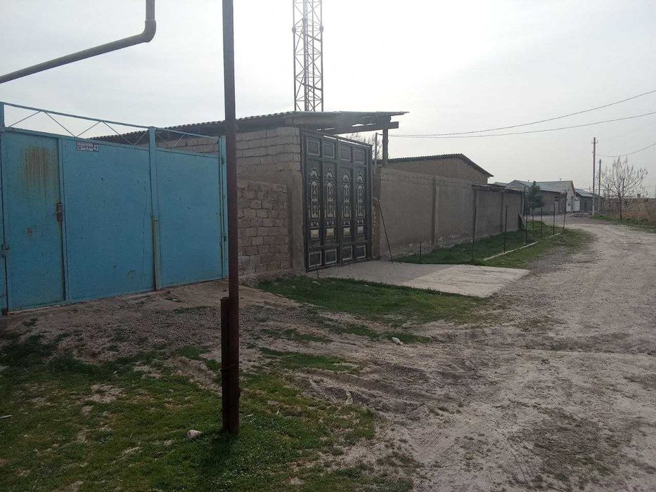 Uy sotiladi 6.5 sotix srochna