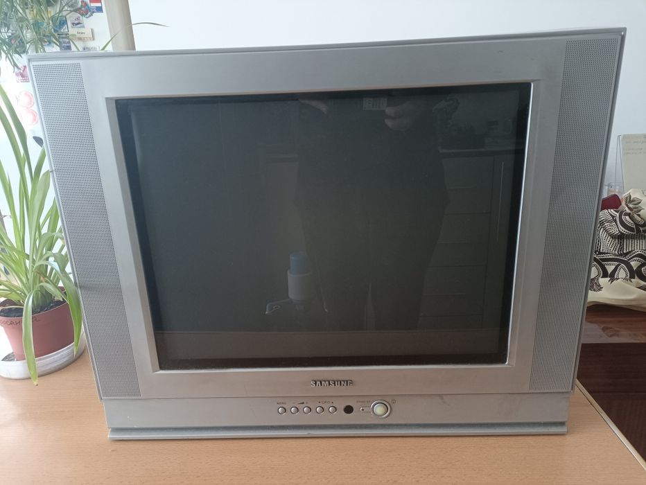Телевизор Samsung.