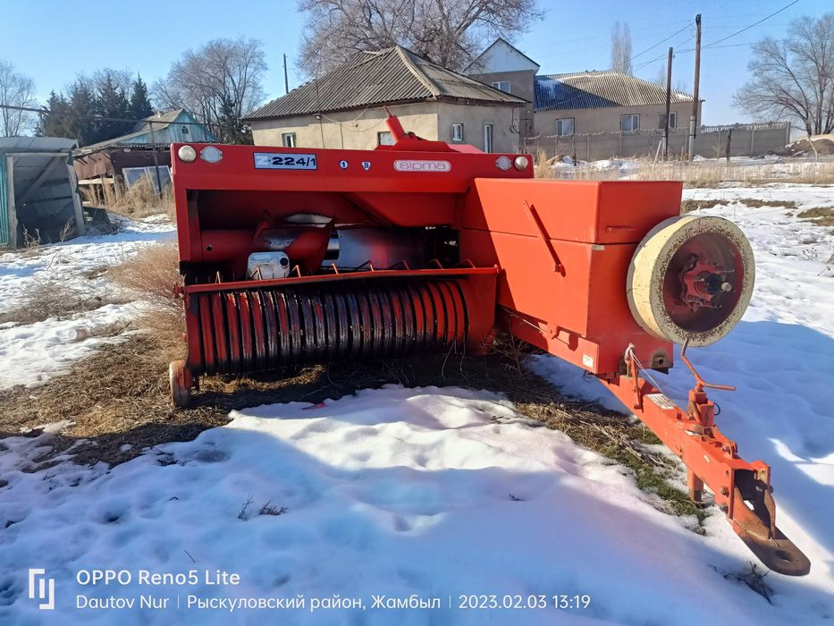 Трактор прессподборшик плуг разбрасватель