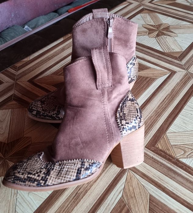 Ghete dama animal print