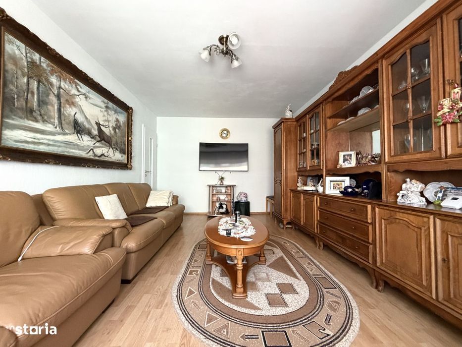 Apartament 3 camere, 68 mp utili, etaj 2, garaj, 2 boxe - Plavat II — fotografia 3