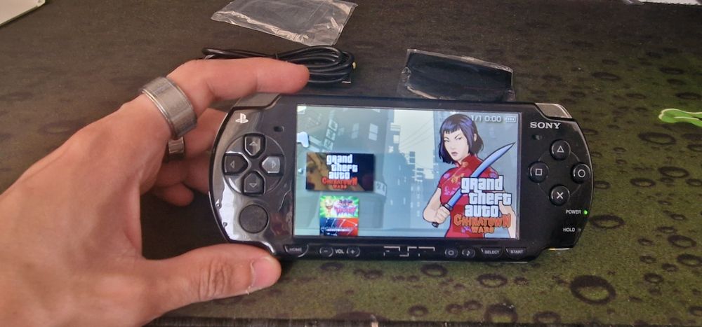 Psp seria 2004 full , modat