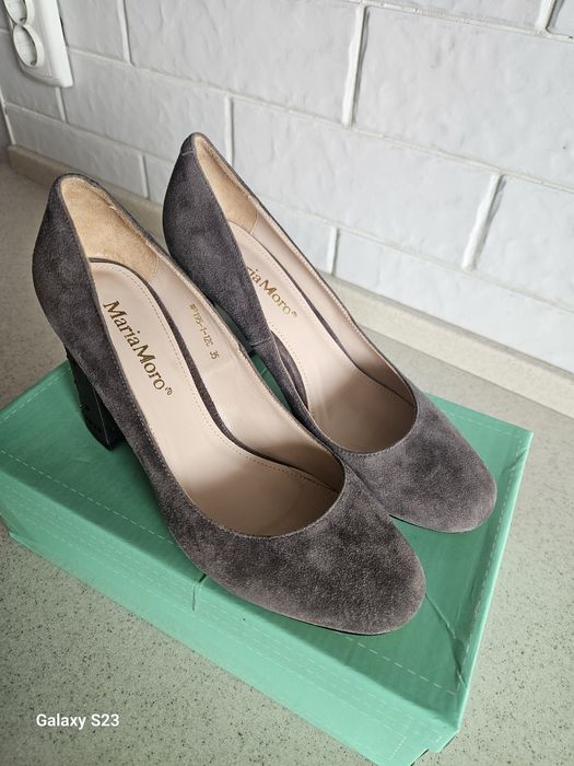 Женские замшевые туфли