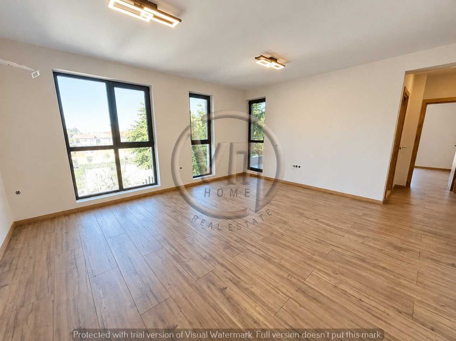 Продава се Тристаен апартамент в к.к. Св.Св. Константин и Елена - 90 кв.м за 2500 €/кв.м - Снимка #1