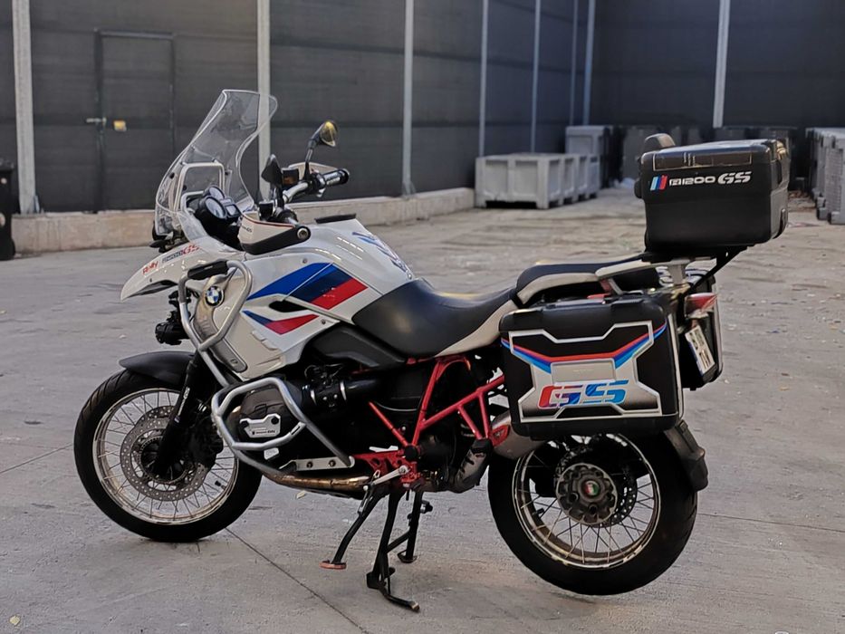 BMW R 1200GS Rallye DOHC 2012 Carte service - Evacuare  “AKRAPOVIC