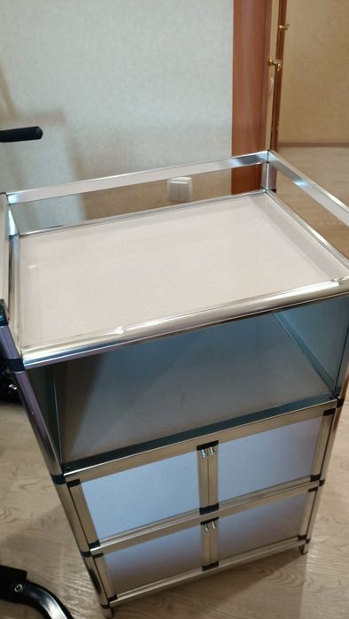 Продам небольшой шкаф