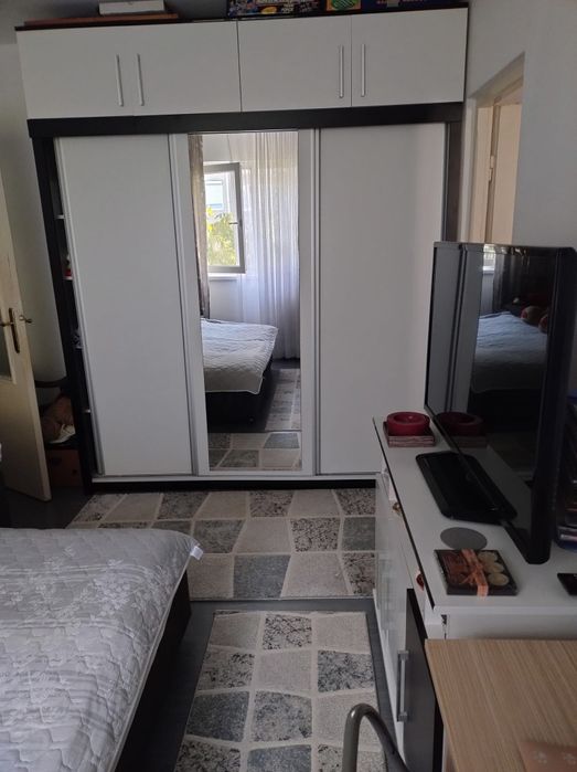 Vând apartament 3 camera Marghita