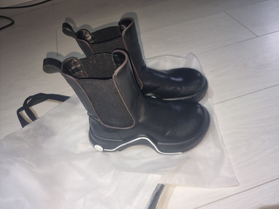 Продается сапоги