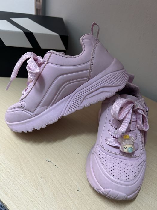 Skechers fete nr 27-50 lei