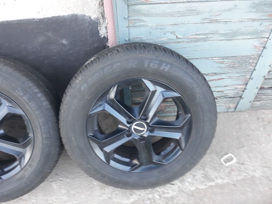 Jante ford kuga anvelope 215 65 16 5 x 108