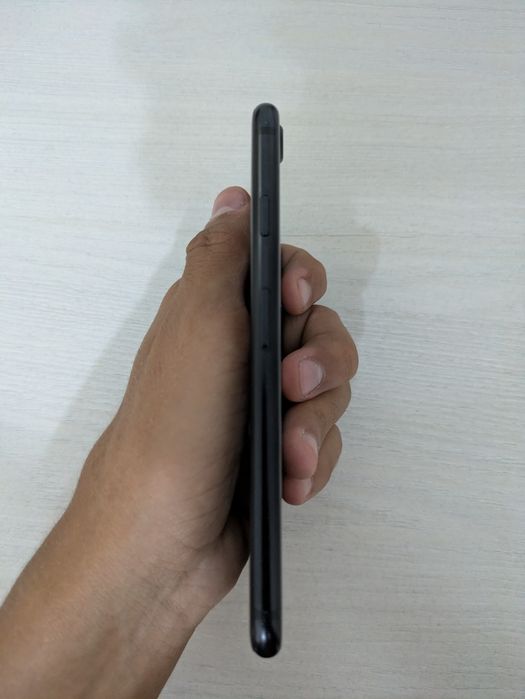 iPhone se 2020 88% акб 128 гигабайт