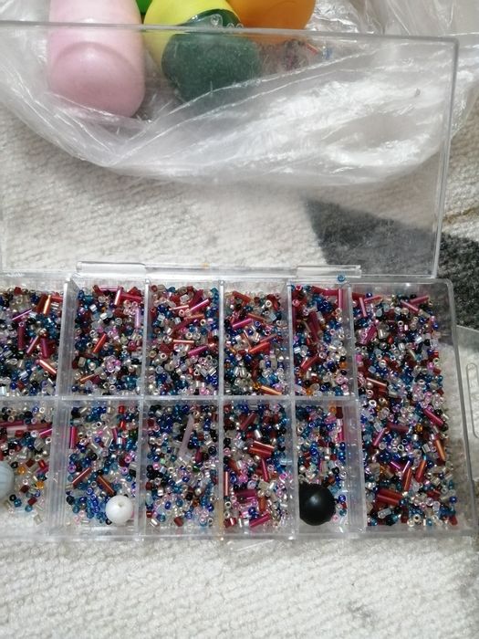 Мозаика, бисер, фишки продам