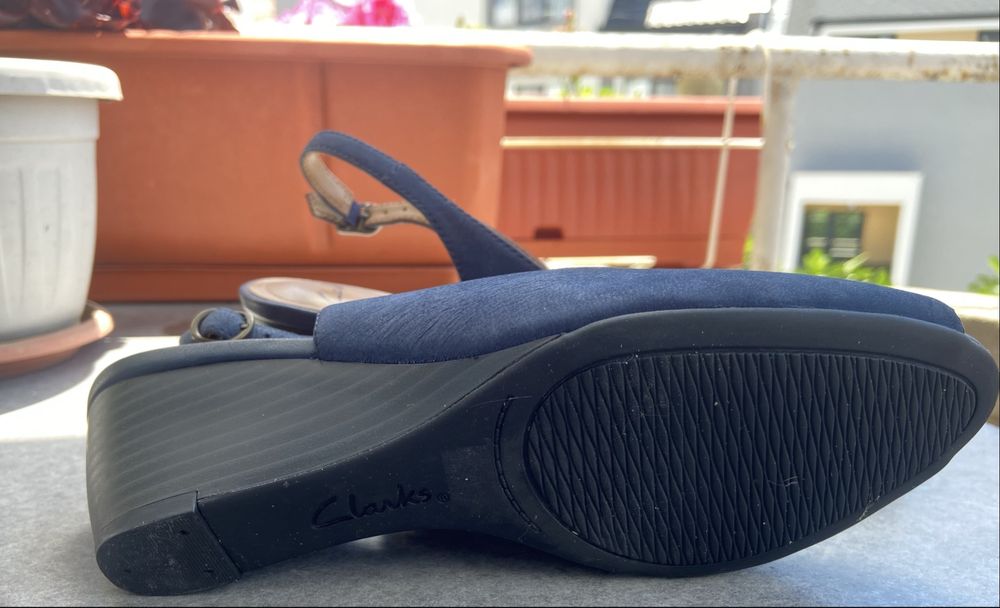 Сандали Clarks 37 номер