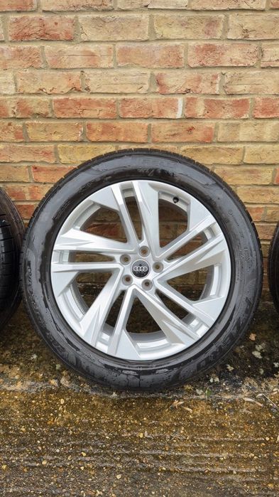 Джанти за Audi Q7 20”  с гуми Pirelli P Zero Tyres