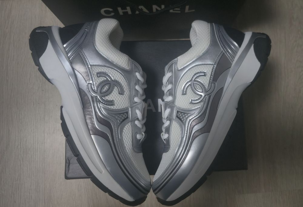 Chanel runner silver