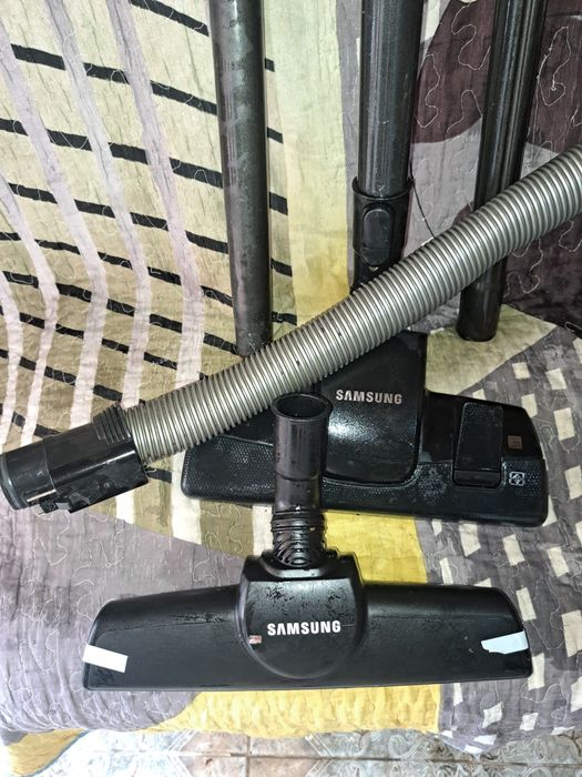 Пылысос самсунг.
