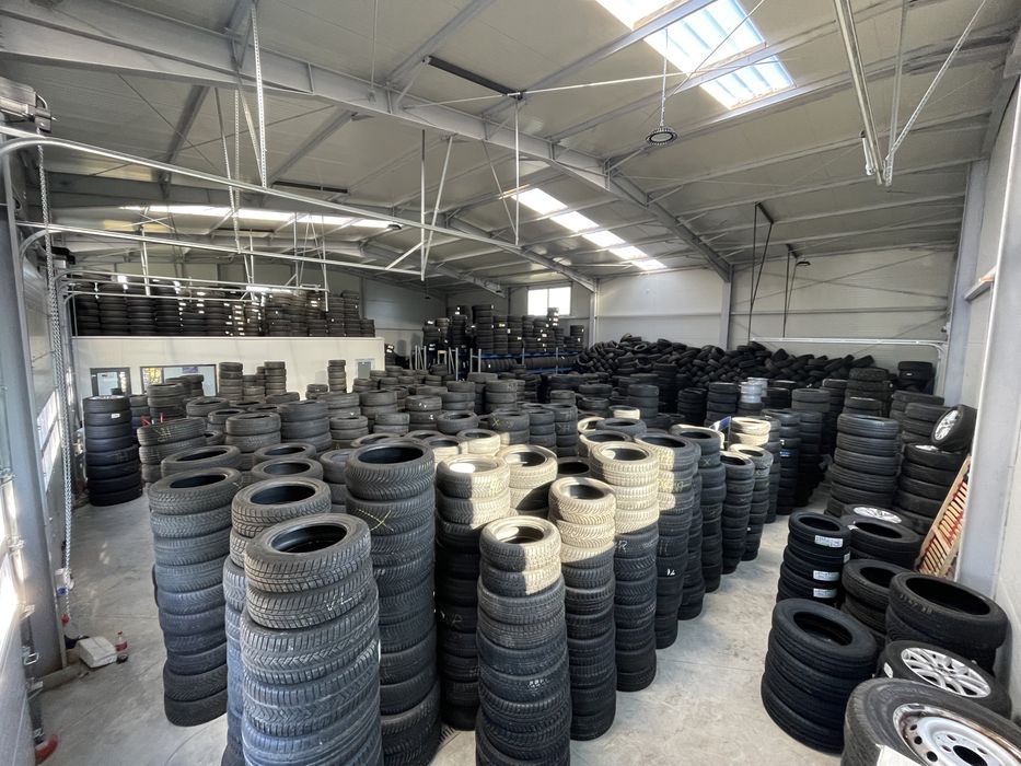 Anvelope Second  235 40 18 /245 40 18 /245 45 18 /225 55 18/225 40 18