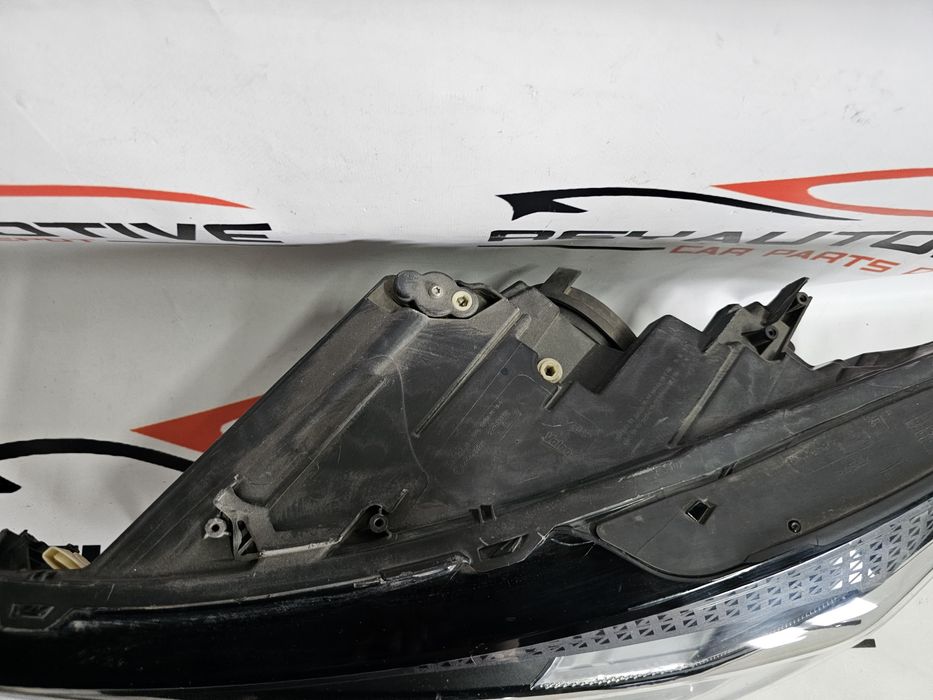 Far stanga led Seat Leon 4 dupa 2020 cod 5FB941005D