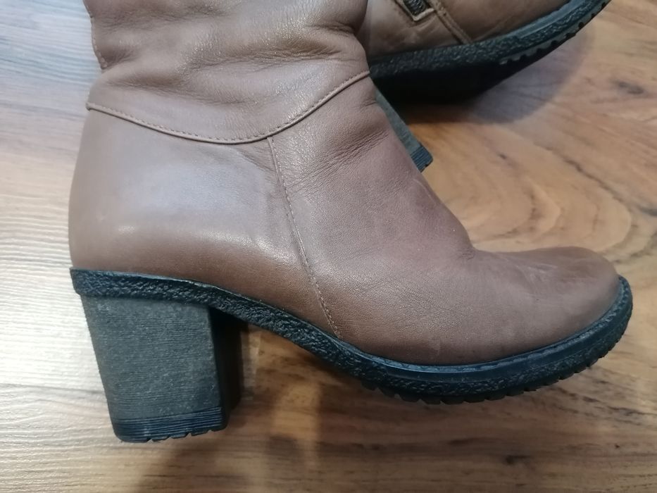 Дамски зимни ботуши номер 36