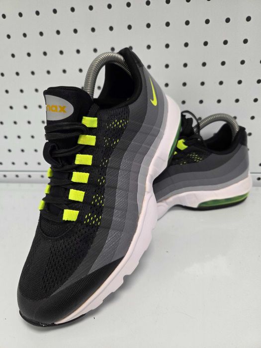 Оригинални дамски маратонки- Nike Air Max 95 Ultra