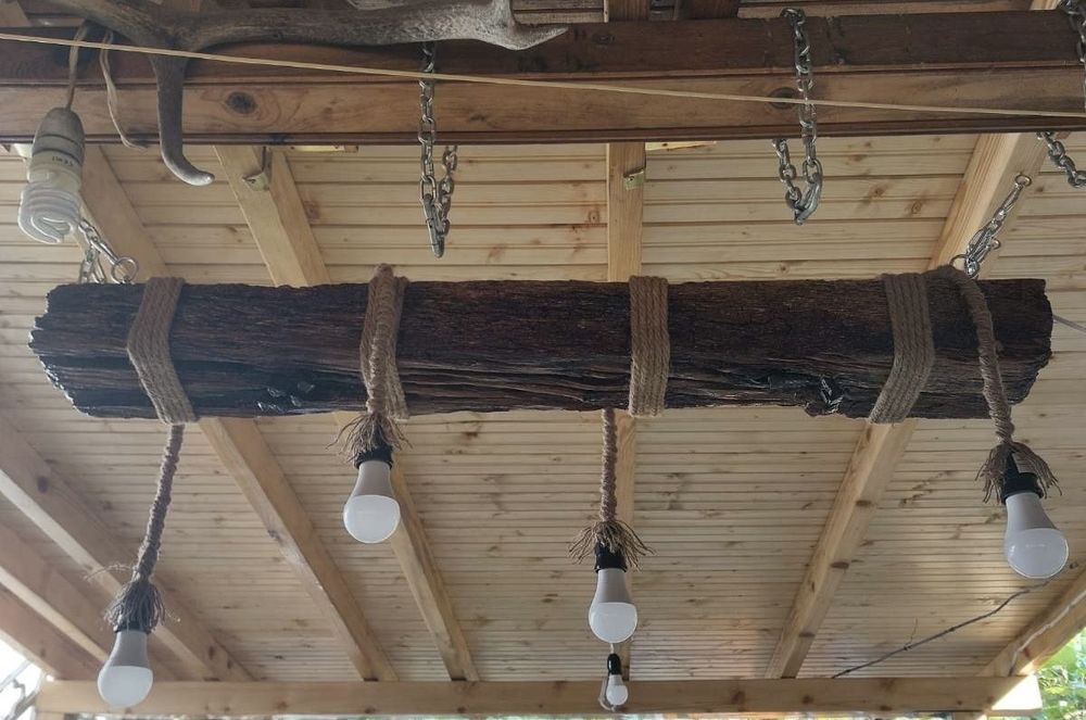 Ръчно изработен винтидж полилей от дърво