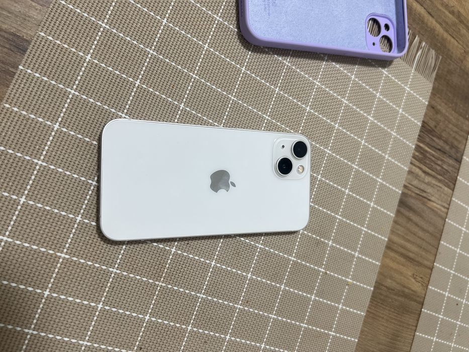 Продам iphone 13 128 gb