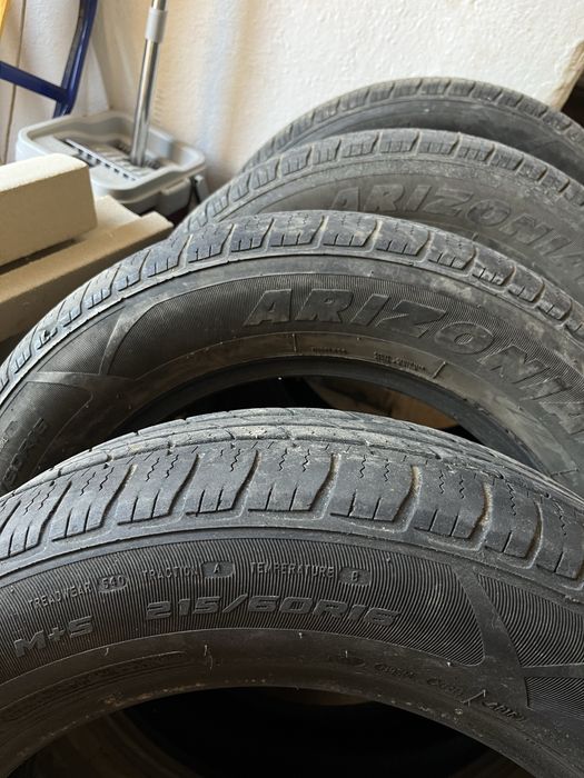 Продается шины 215/60/16