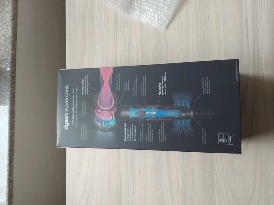 Vând dyson supersonic
