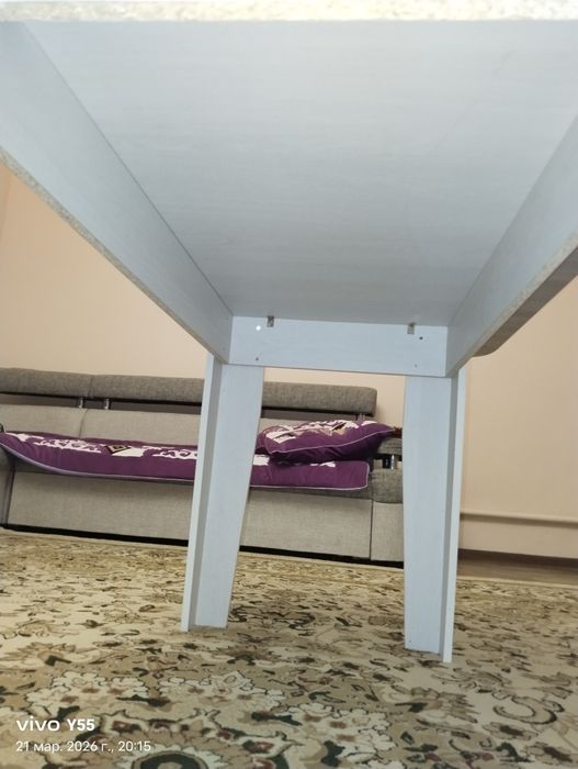 Продам стол. В отличном состоянии