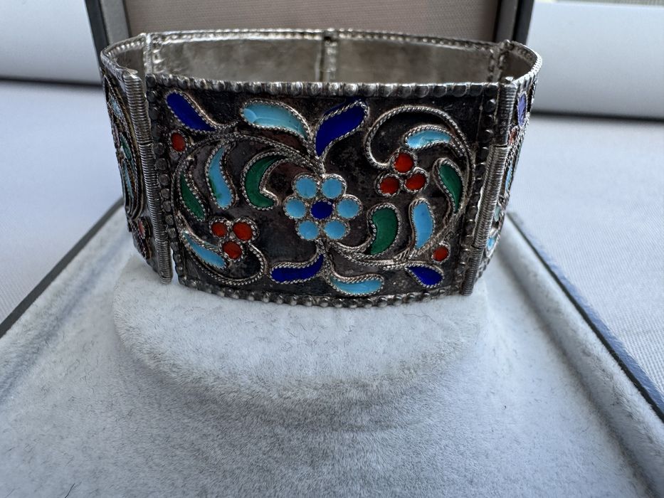 Bratara din argint si email