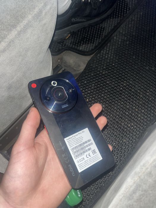 продам телефон, nubia Focus Pro 5G