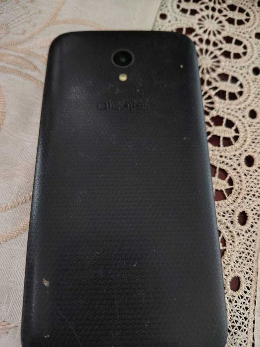 Telefon Alcatel defect – pentru piese, fier vechi sau recuperare componente