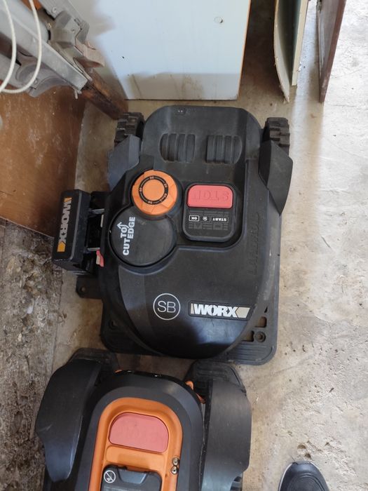 Masina de tuns gazon Worx Landroid