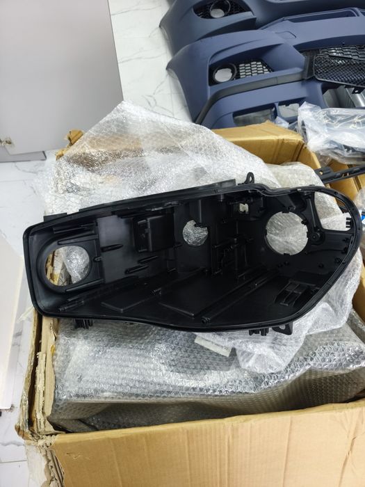 BMW G05 F15 корпус фар
