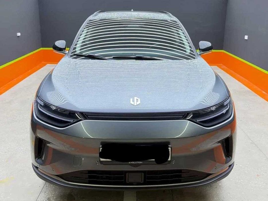 Продается Leapmotor C11 EV Performance 4WD