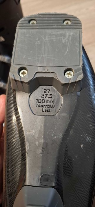 Clapari Atomic Hawx Ultra 100,Salomon,Head,Fischer noi