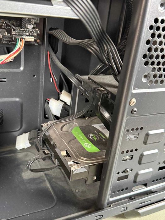 PC Gaming Intel Core i7, AMD RADEON RX6600XT 16GB RAM DDR5